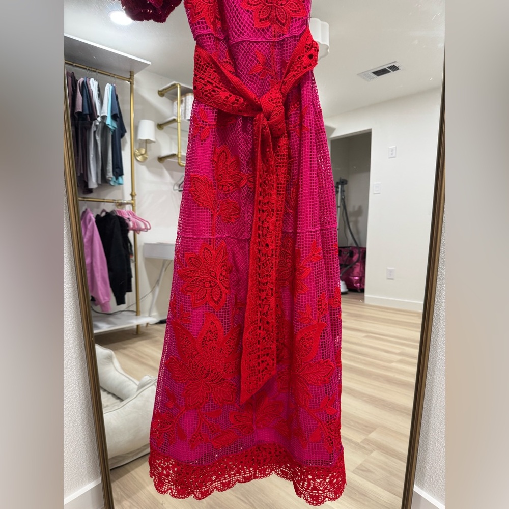 FARM Rio Women's Red Bicolor Guipure One-Shoulder Maxi Dress - Picture 7 of 11